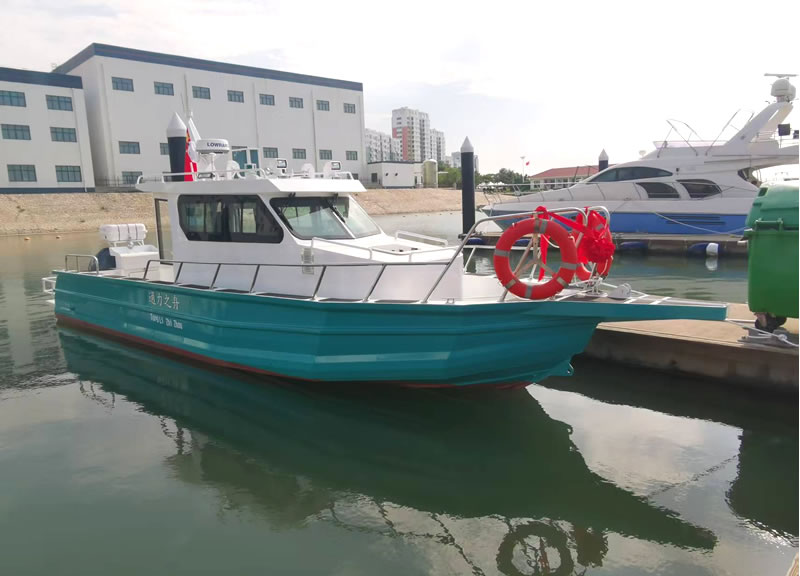 10.5-meter pontoon