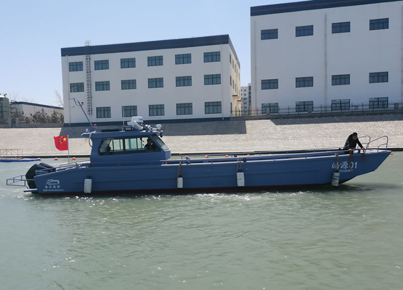 14-meter work boat